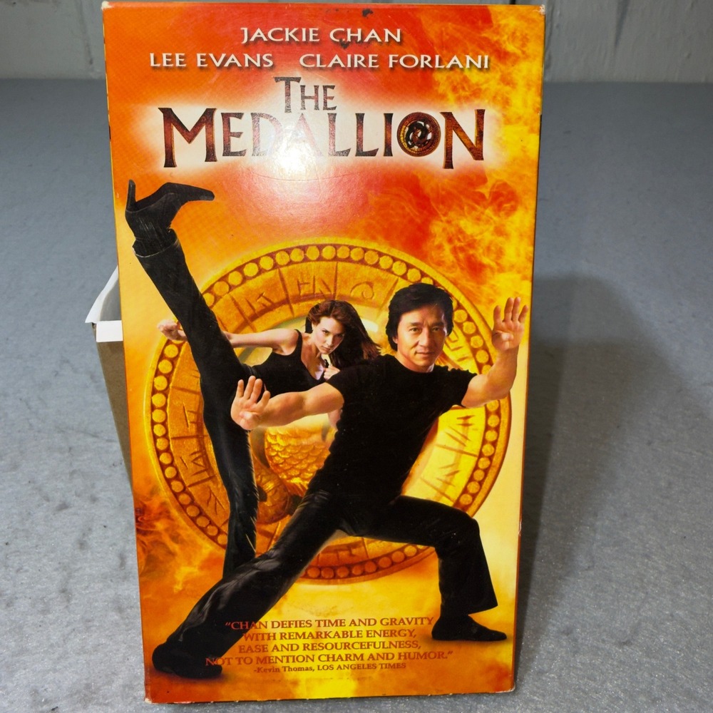 The Medallion‎ VHS Jackie Chan Lee Evans Claire Forlani 2003 Action Movie Tape